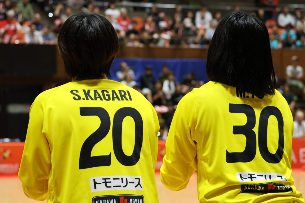 ゴールキーパーの#20 下馬場燎選手と#30
